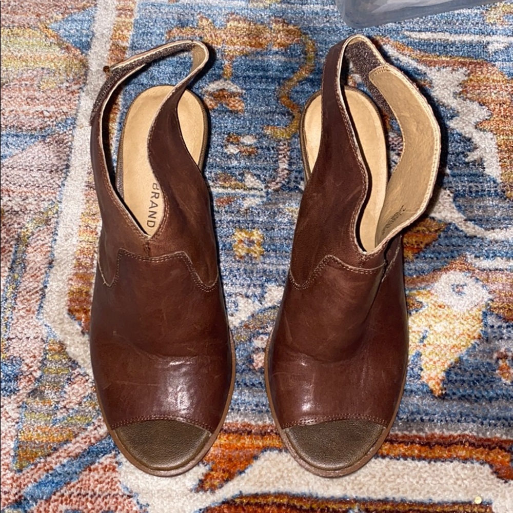 Lucky Brand leather block heels